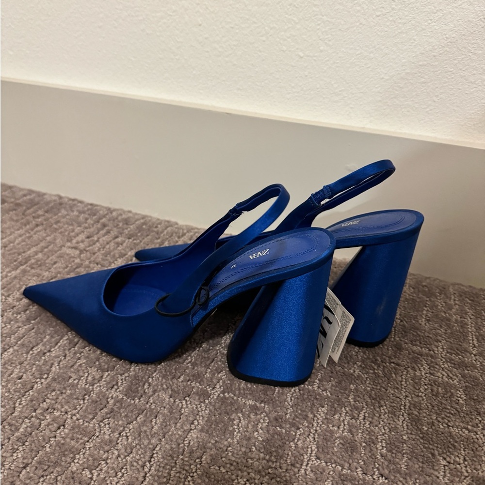 Blue satin chunky pointed toe heel